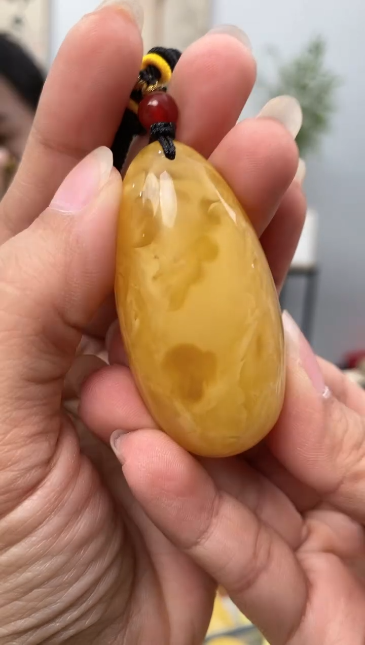 【闪购商品】蜜蜡裸石未镶嵌天然琥珀蜜蜡水滴