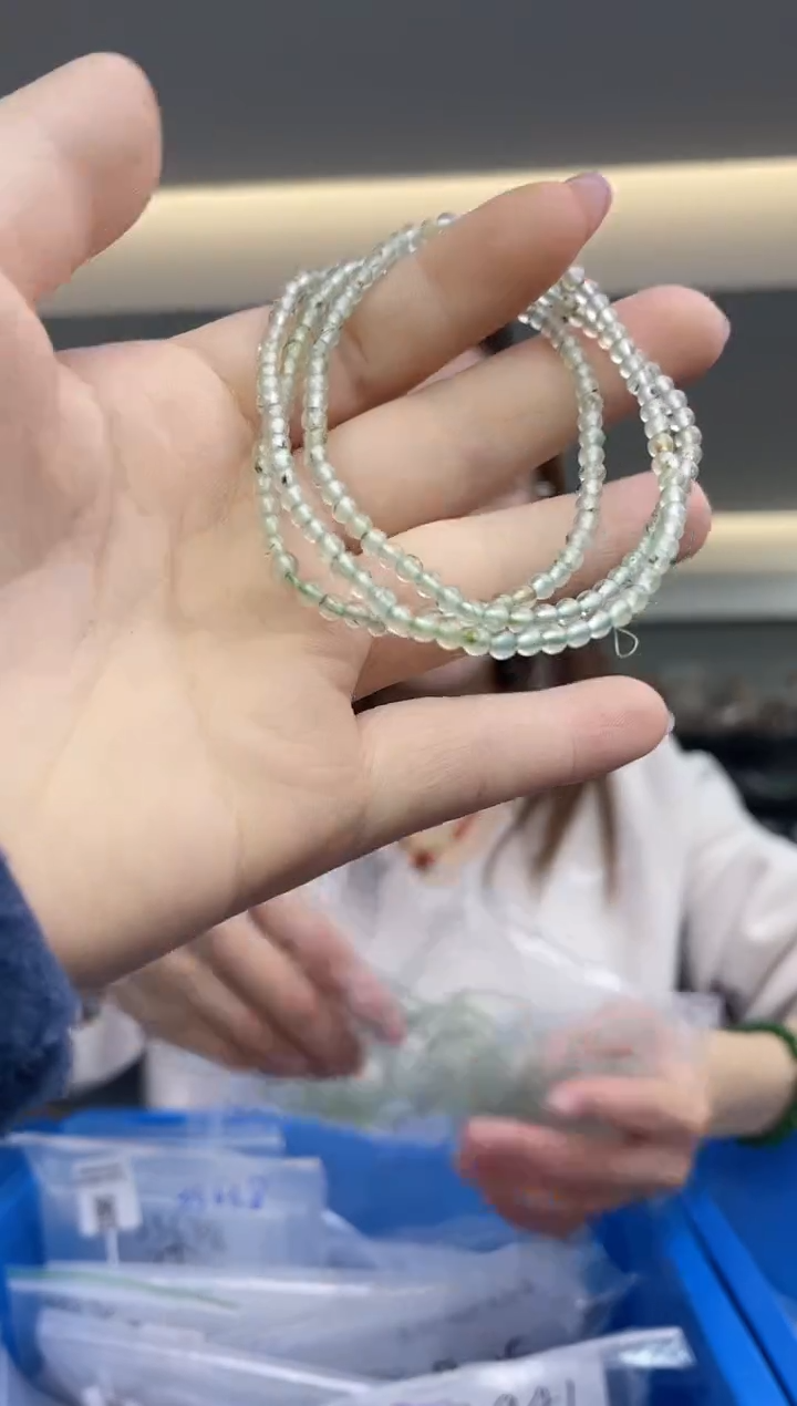 【闪购商品】葡萄石`未镶嵌（多样性发一件）