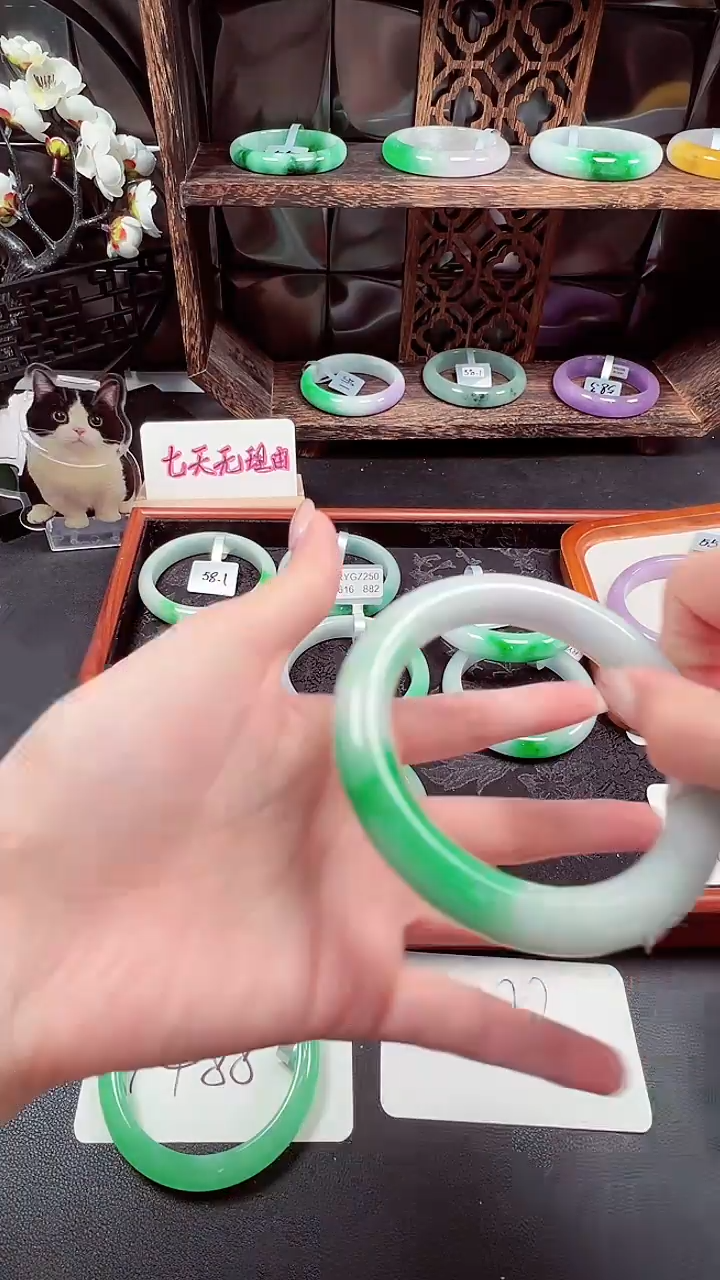 姐姐们看好 不要抢拍