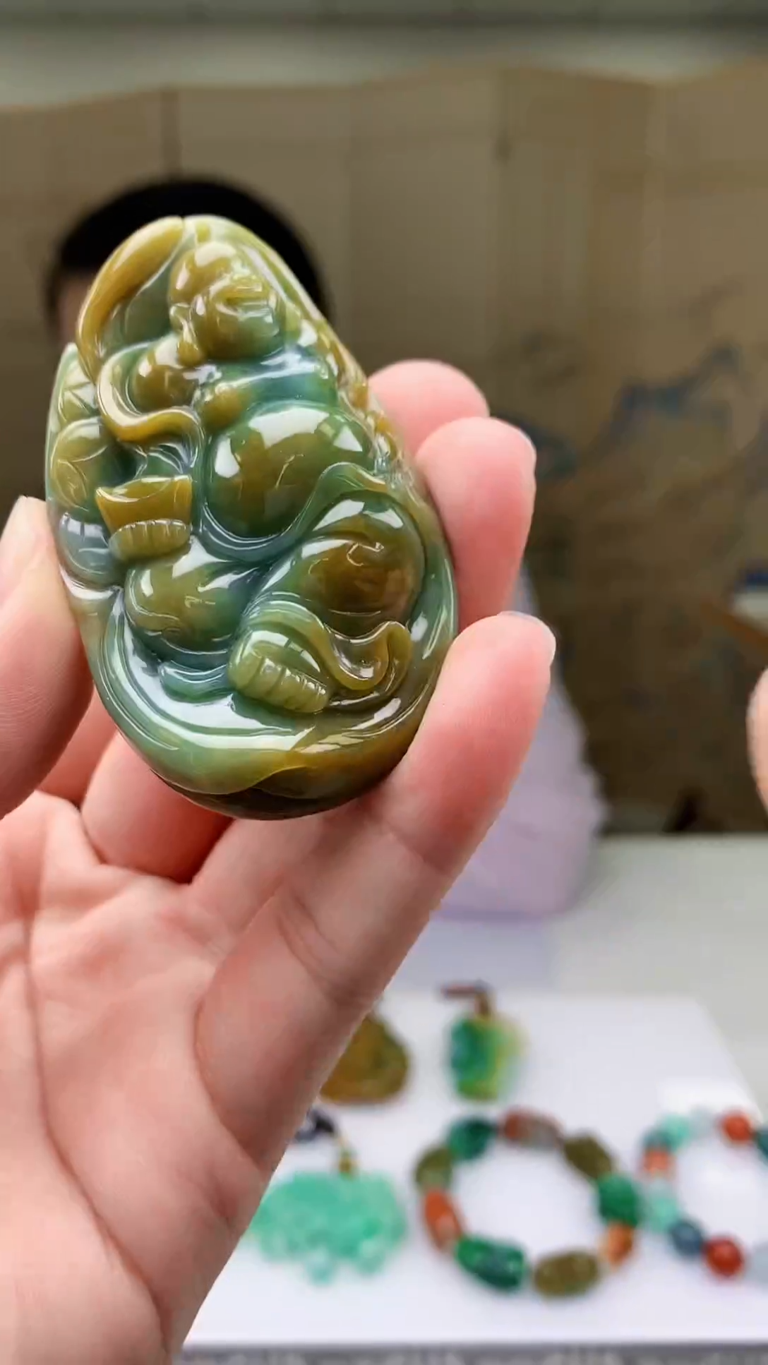 【闪购商品】定制翡翠未镶嵌4902bb-毛货挂件