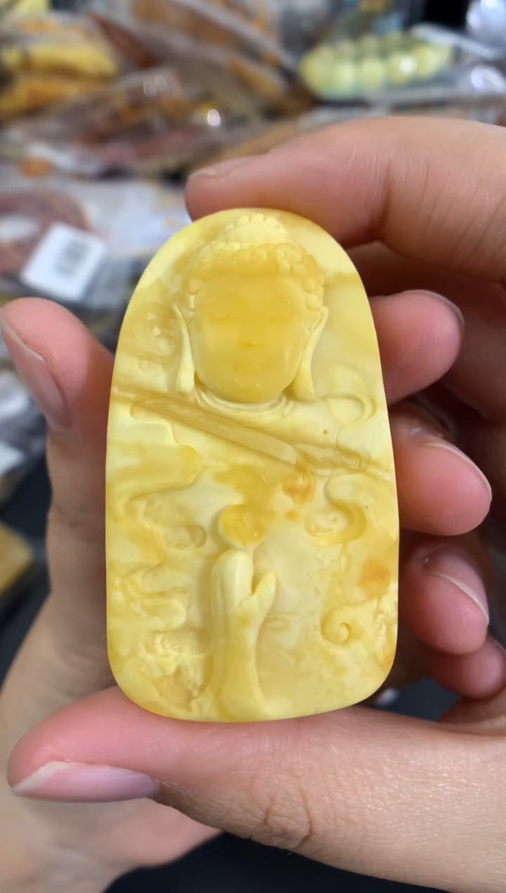 琥珀未镶嵌珠宝奇石1