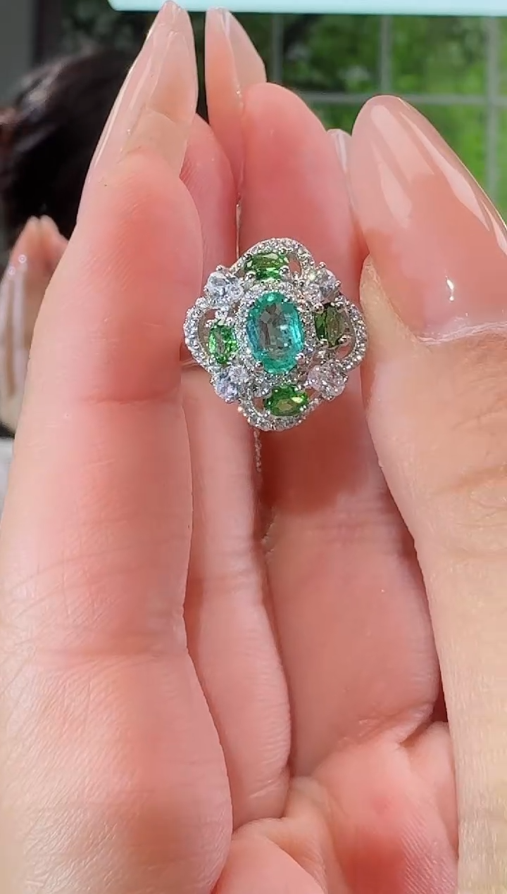 银S925镶嵌戒指祖母绿戒指