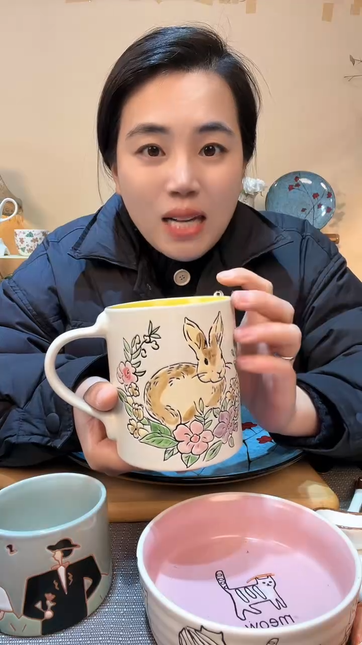 【闪购商品】瓷片兔子杯子 微瑕介意勿拍