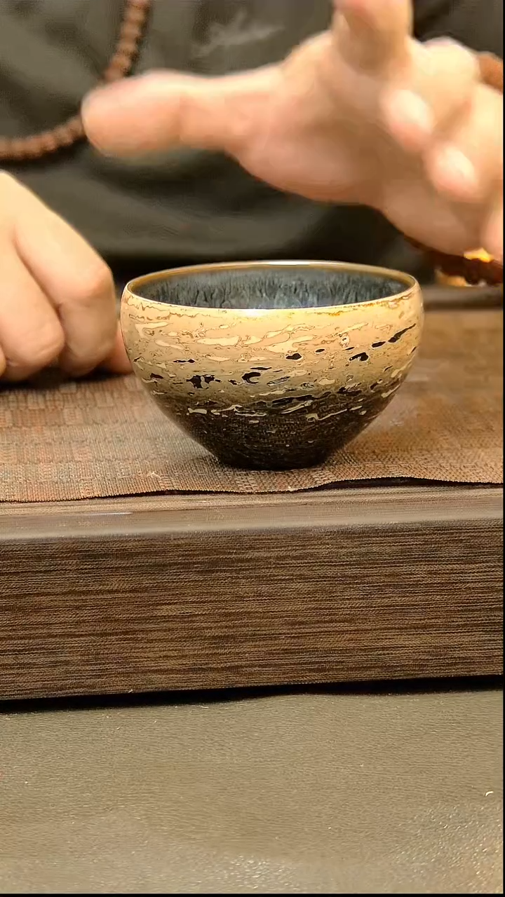 茶盏581=。。。。。。。。