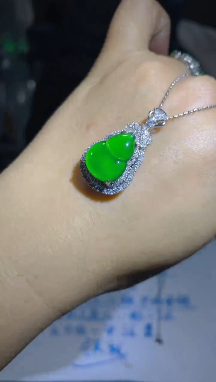 【闪购商品】定制翡翠未镶嵌天然A货翡翠多样性发货拍一发一