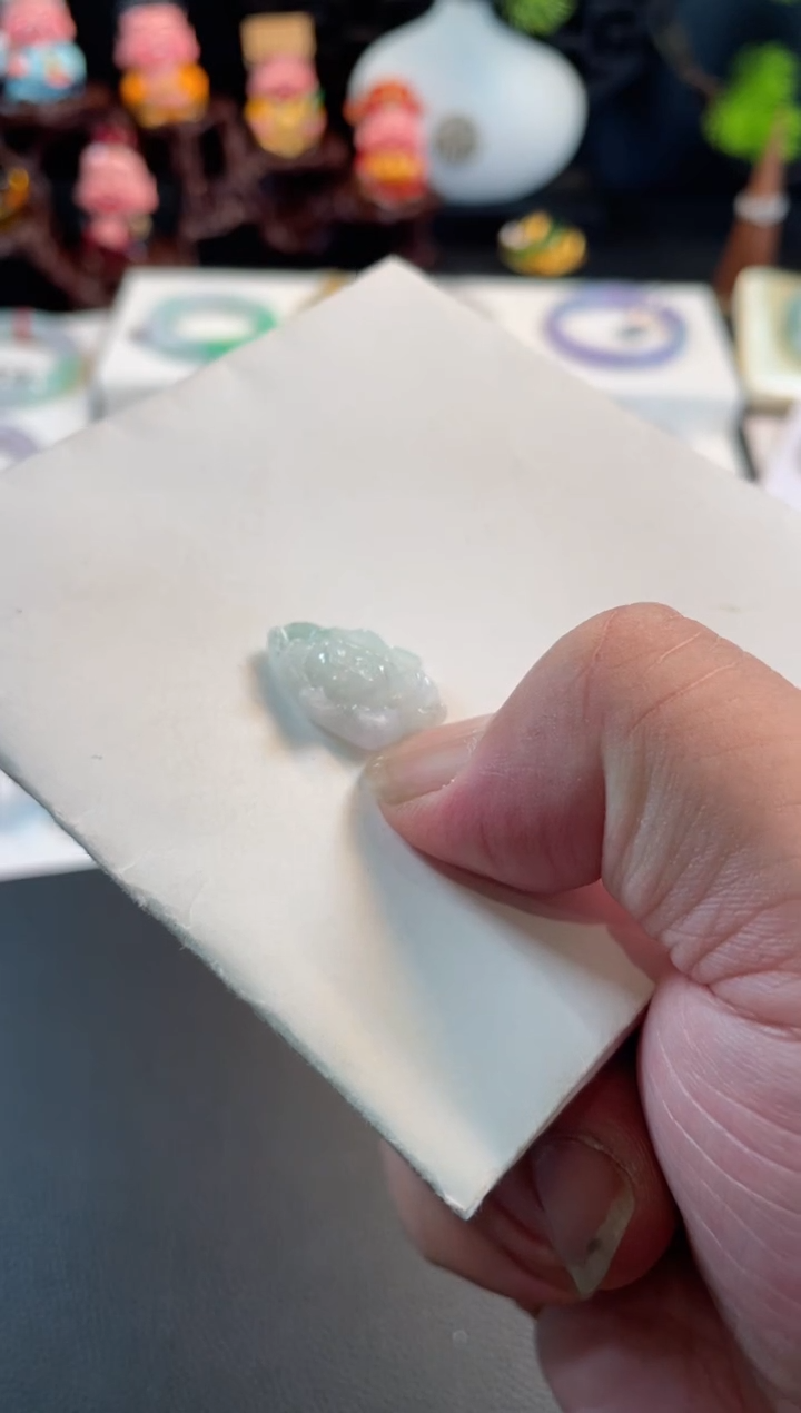 翡翠手镯未镶嵌11有纹裂