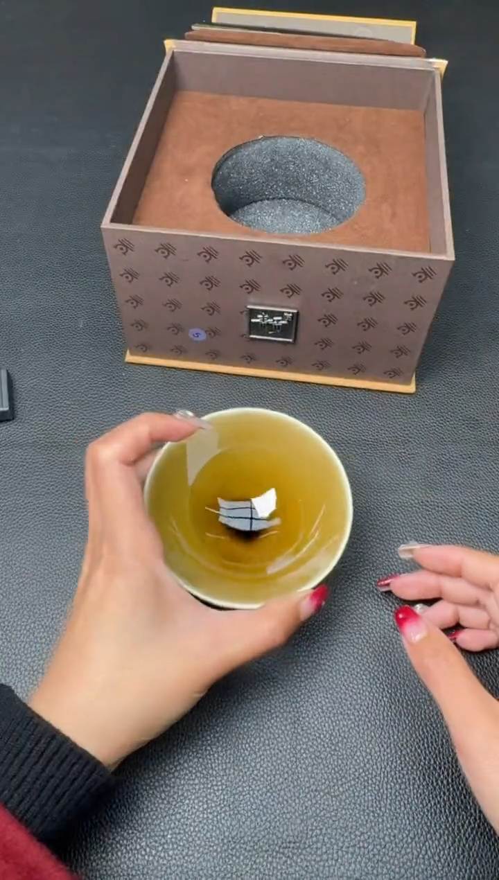 【闪购商品】茶盏青贡柴烧琥珀105