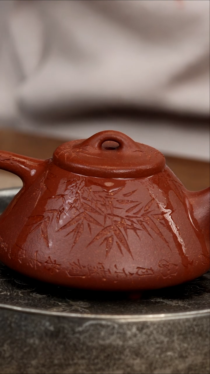 茶壶紫砂刻绘子冶石瓢