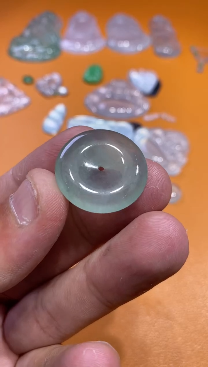 【闪购商品】翡翠吊坠(不含链)未镶嵌扣子680