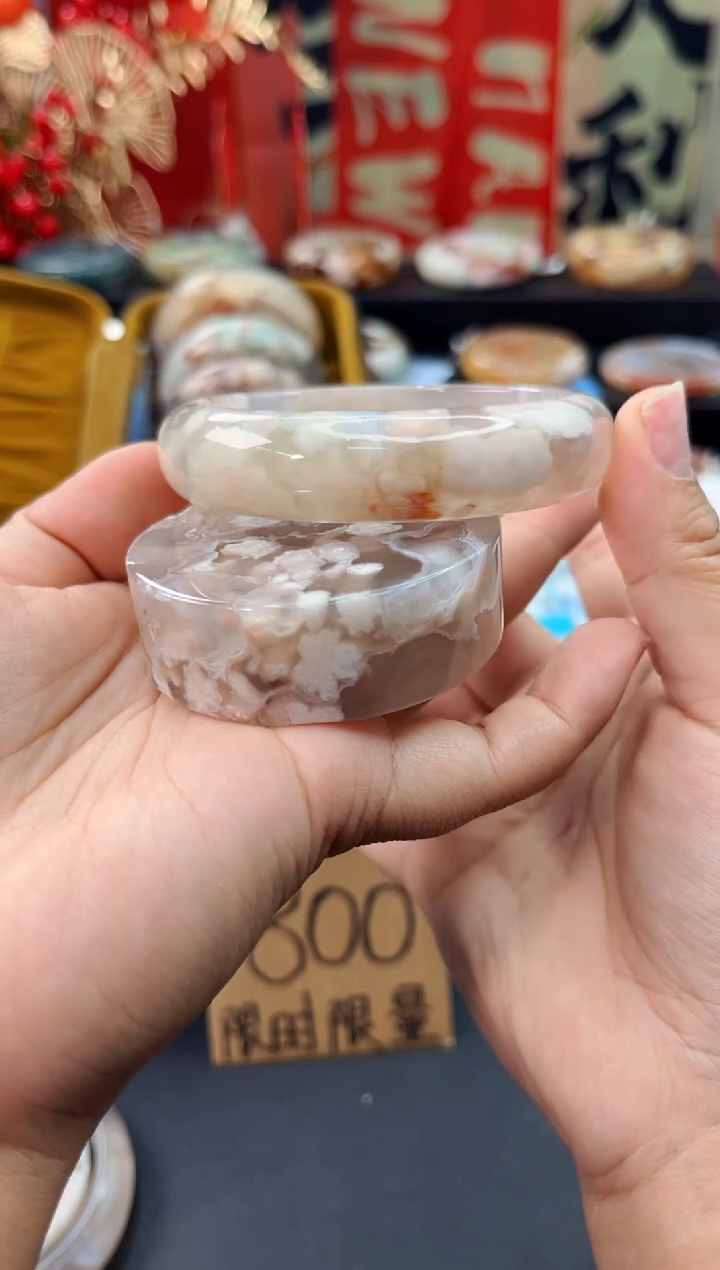 【闪购商品】石英质玉手镯未镶嵌赠送镯心（58圈口）