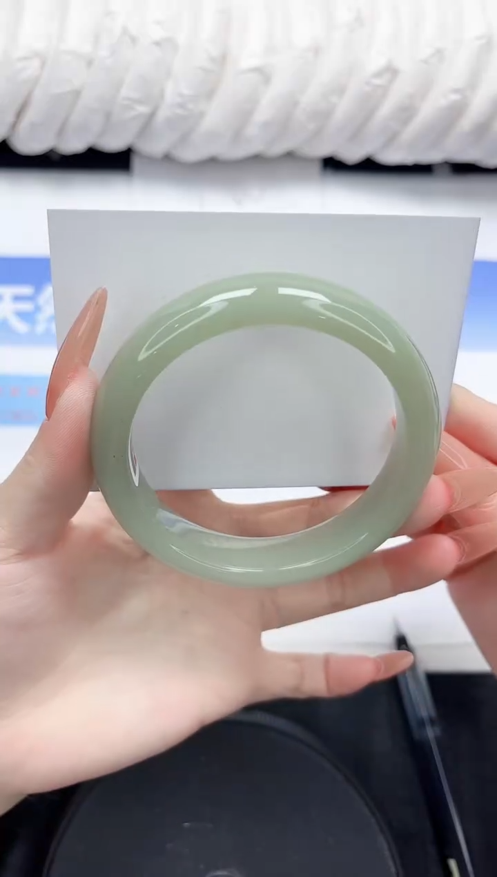 石英质玉手镯未镶嵌104-53