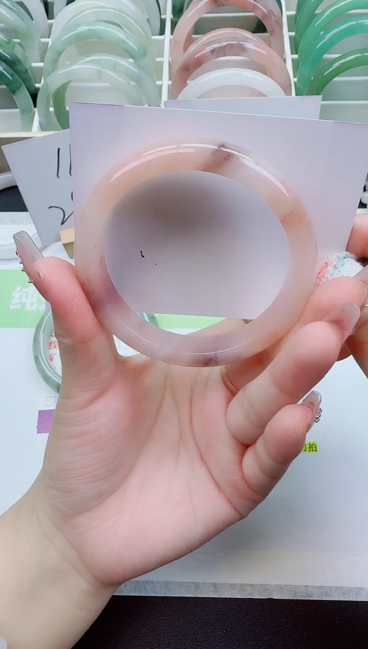 【闪购商品】石英质玉手镯未镶嵌102/58-59圈