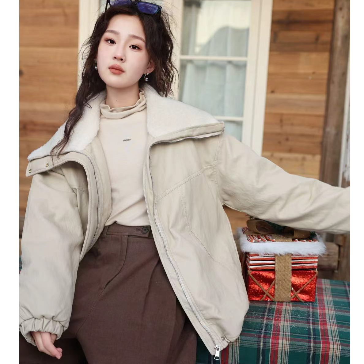 东2025【X】12月22日 男童女童时尚米色加厚大翻领飞行服6253-