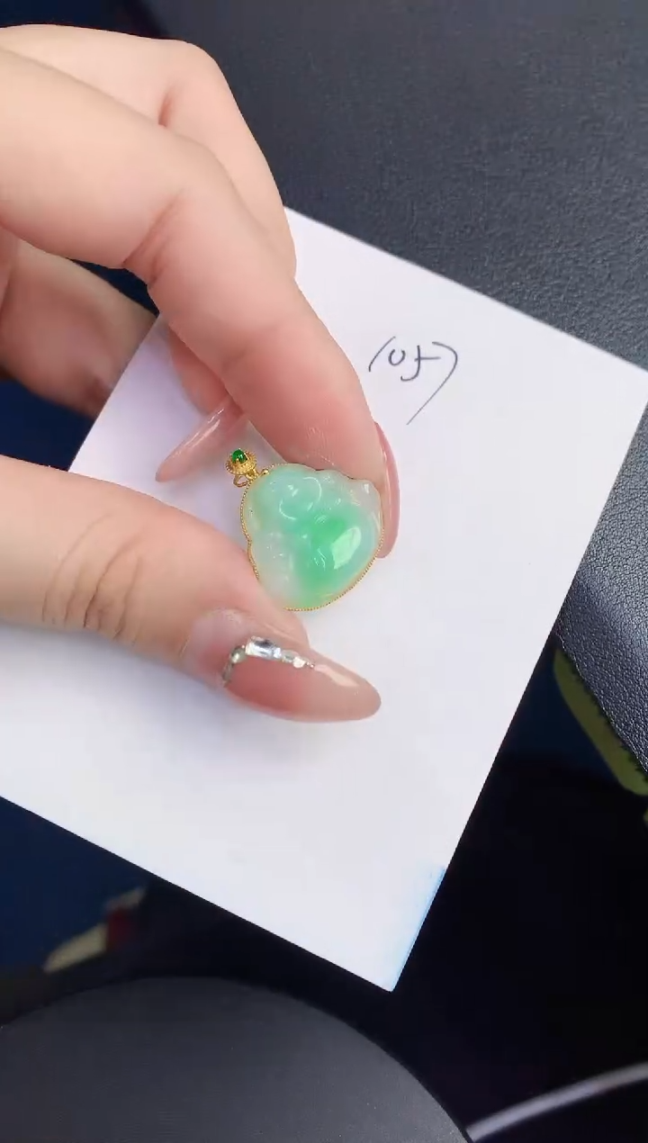 【闪购商品】翡翠颈饰18K金镶嵌000000000000