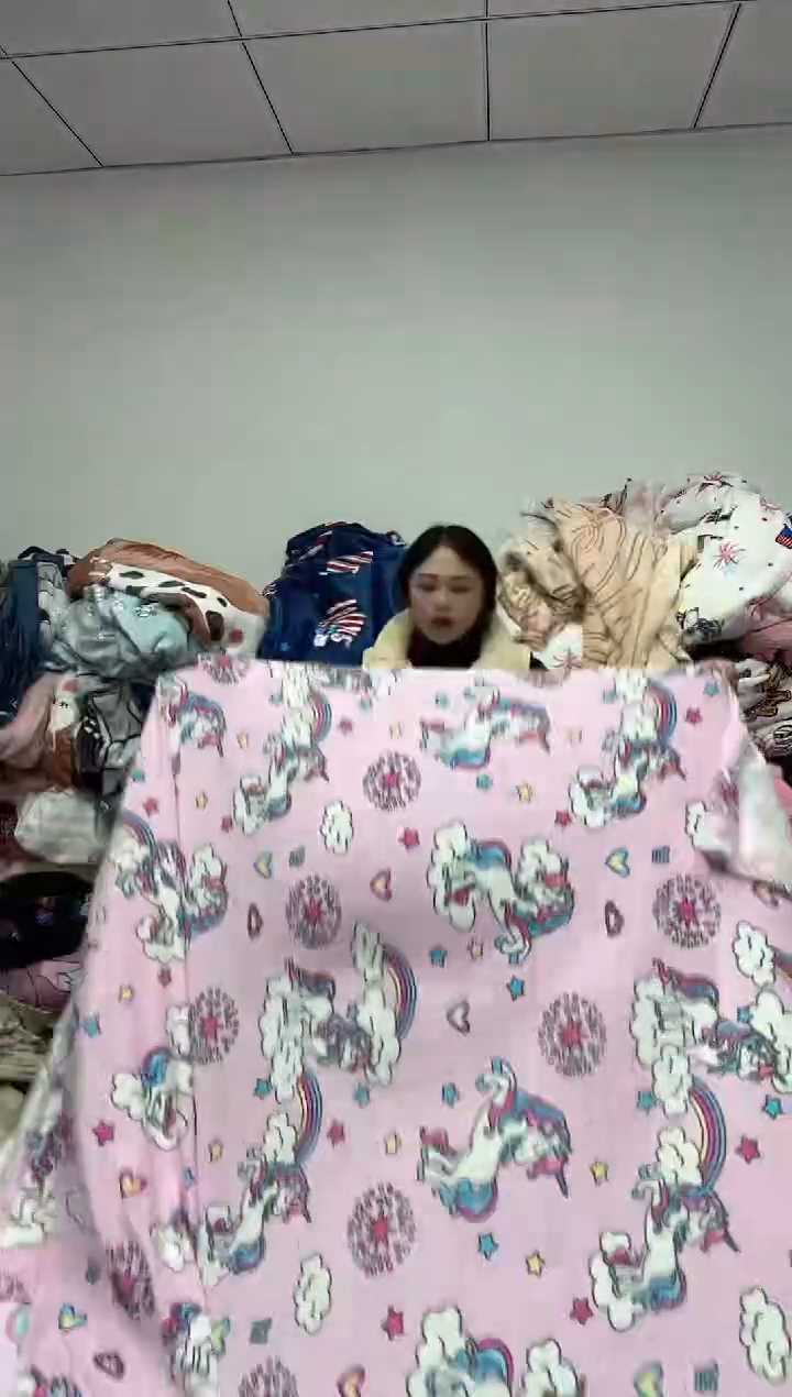 法兰绒2.3x2.5左右已主播介绍为准