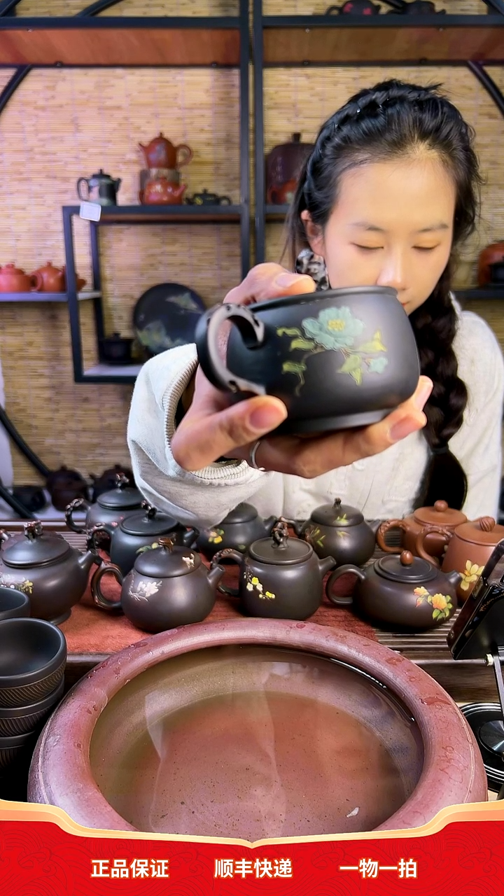 @**多云南建水紫陶-刻填壶