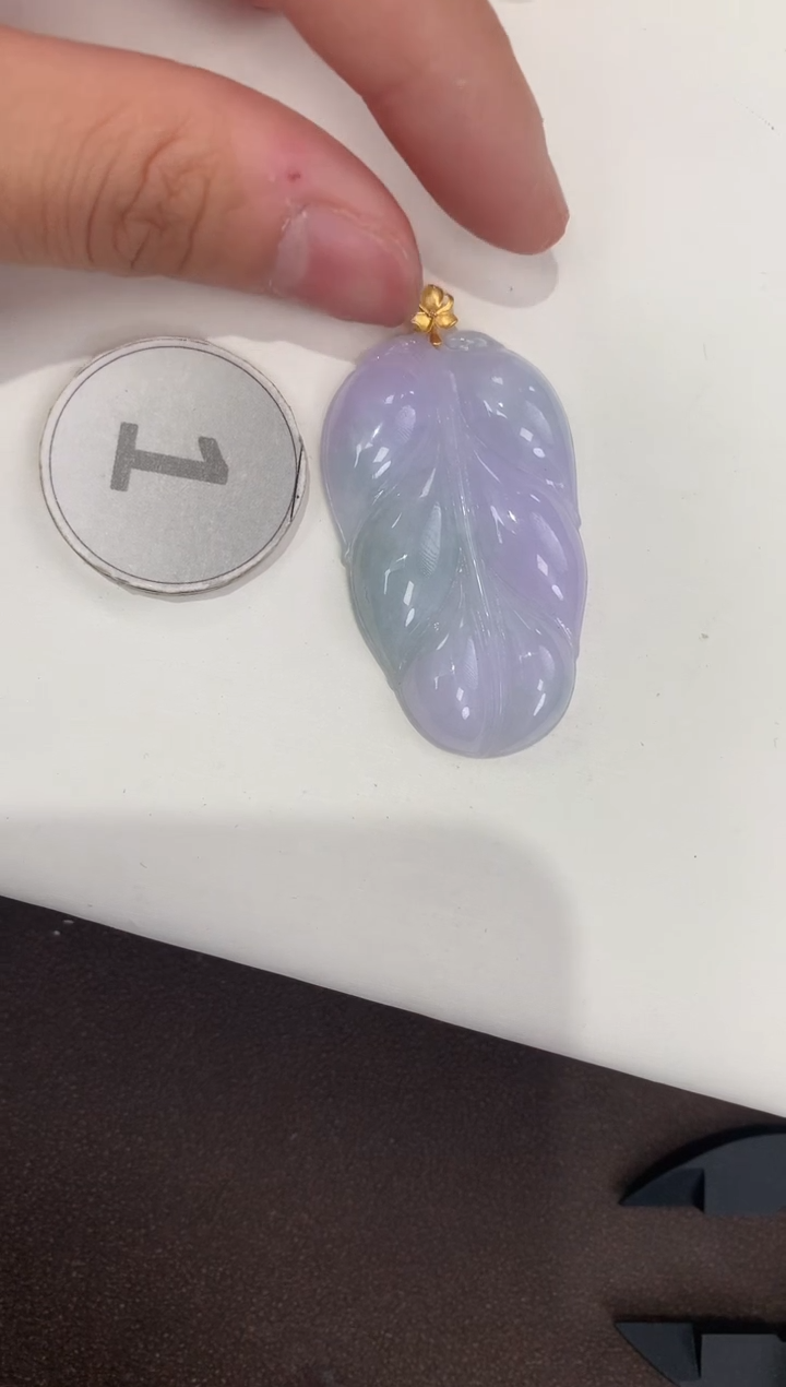 颈饰18K金镶嵌翡翠天然缅甸A货翡翠