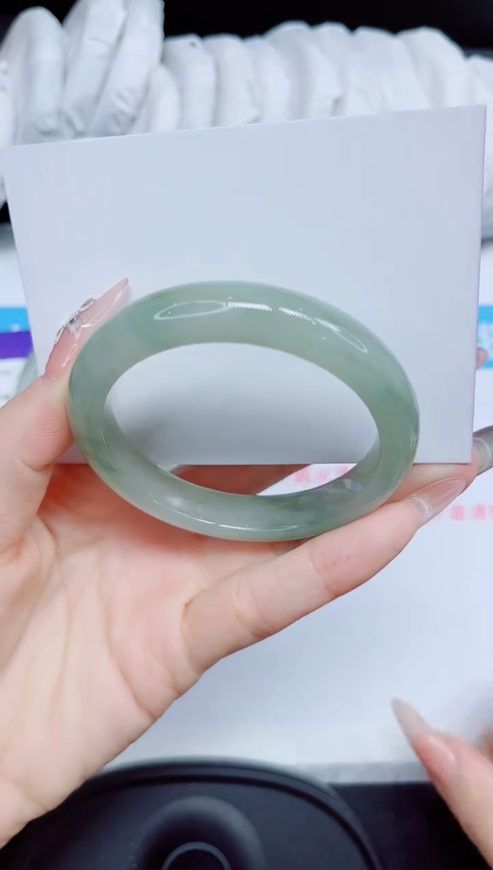 石英质玉手镯未镶嵌339