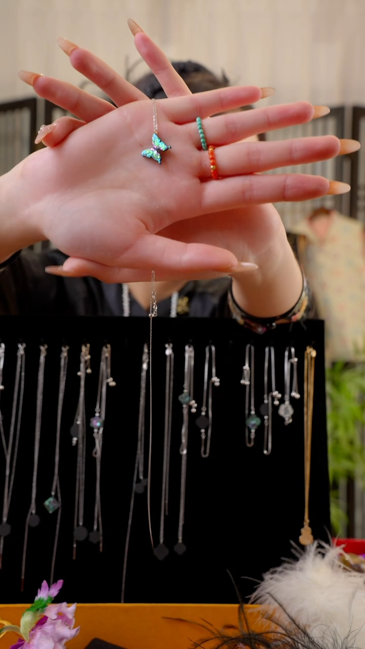 织绣浅***?非遗苏绣绒花手工饰品