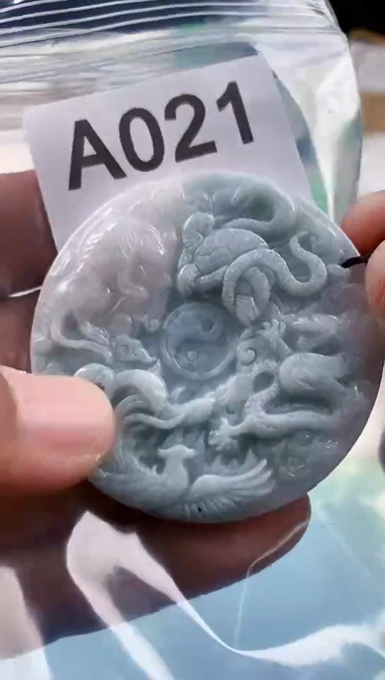 【闪购商品】翡翠挂件未镶嵌天然翡翠吊坠挂件