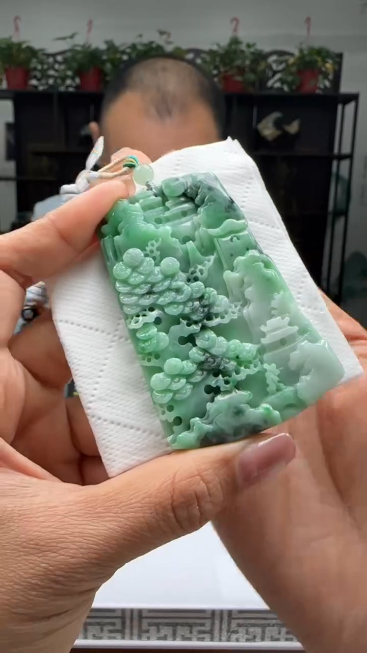 【闪购商品】翡翠颈饰未镶嵌天然翡翠A货吊坠