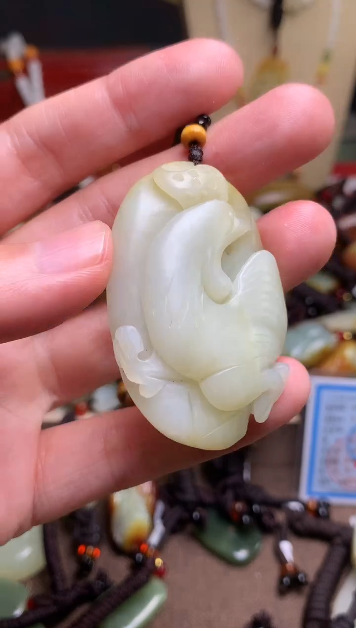 颈饰未镶嵌和田玉新疆料青海料清水和田玉吊坠