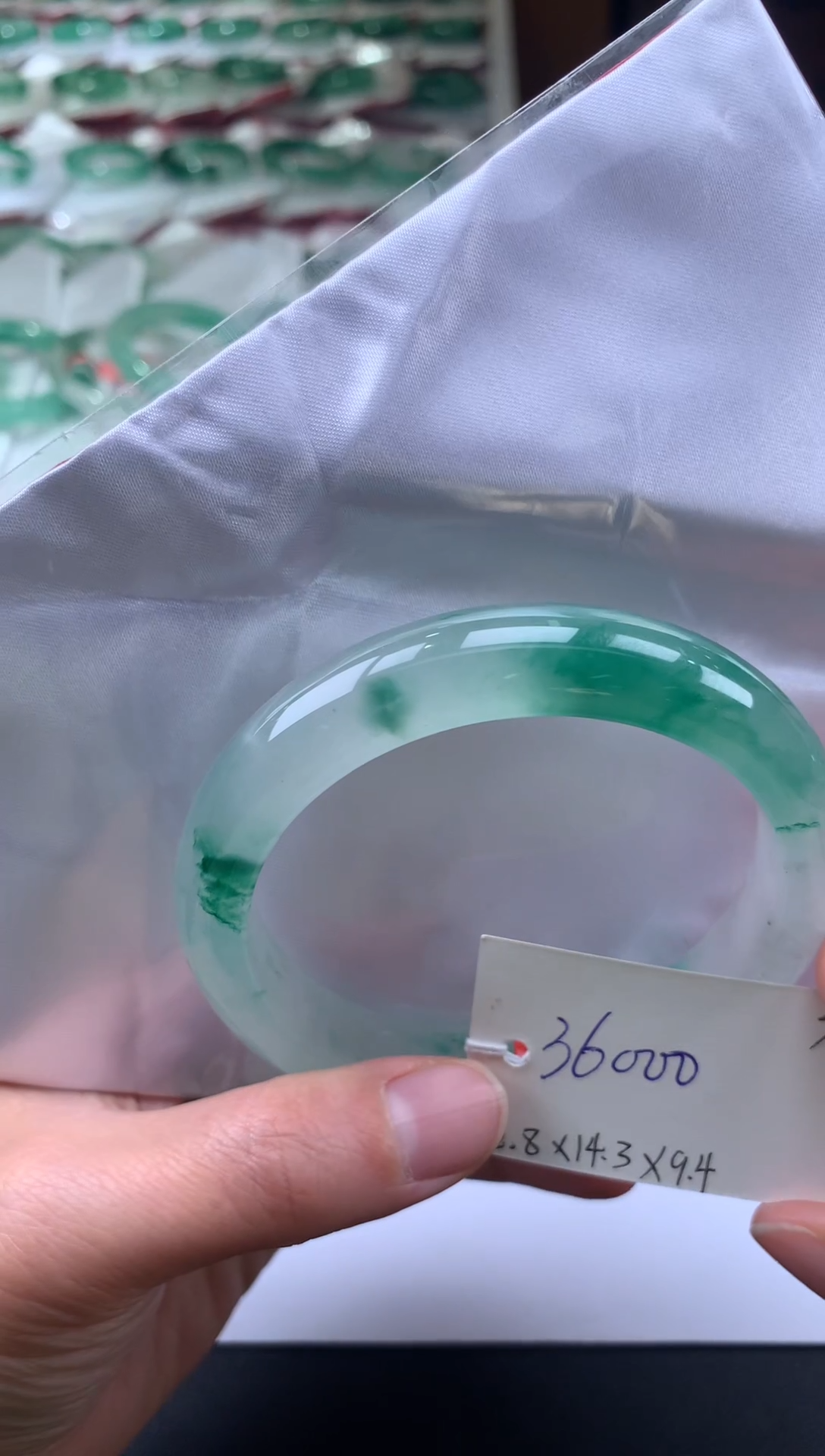 【闪购商品】石英质玉手镯未镶嵌天然玉石非洲翠手镯