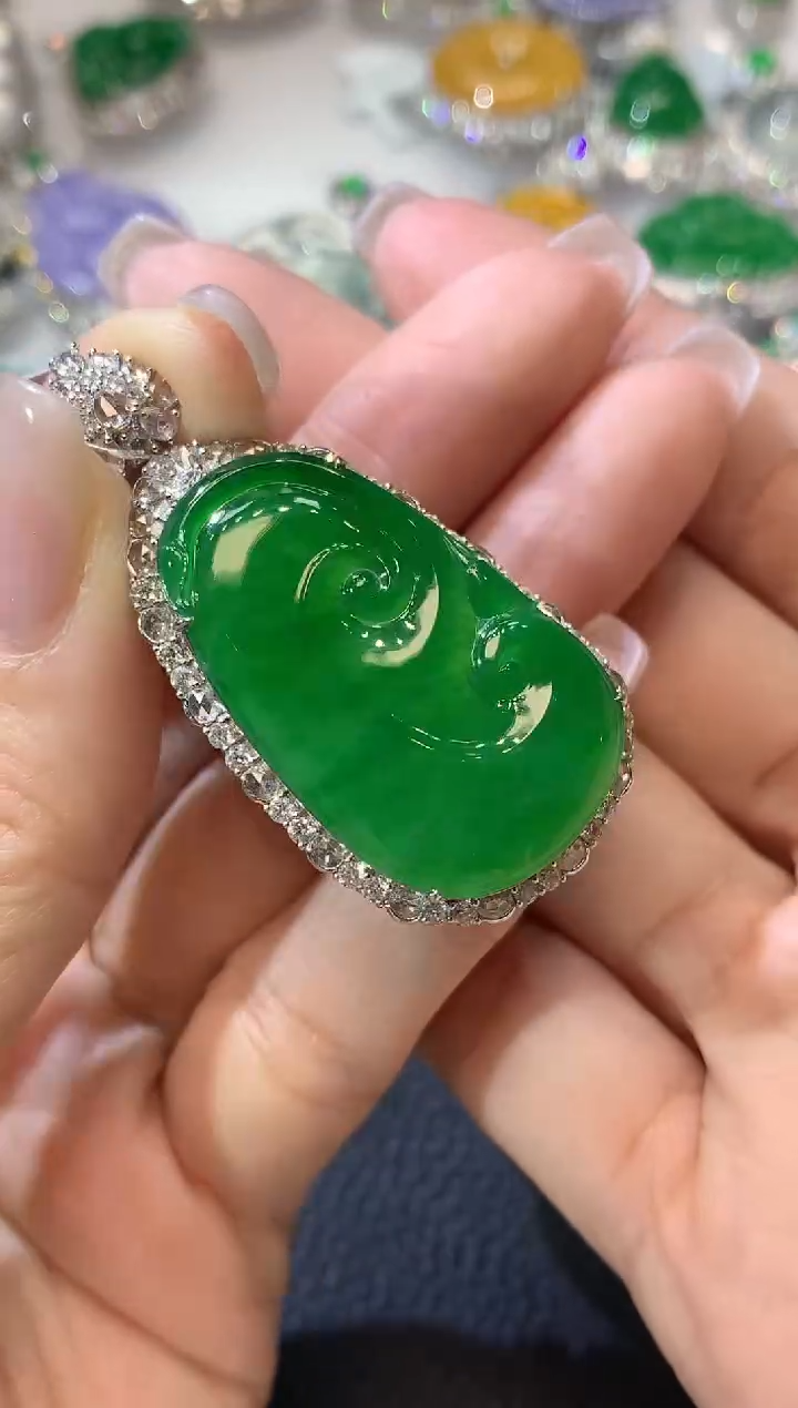 【闪购商品】翡翠18K金镶嵌吊坠(不含链)D39