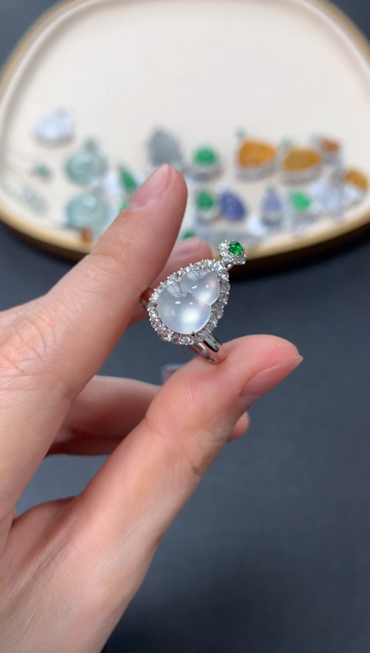 【闪购商品】翡翠戒指18K金镶嵌戒指12800