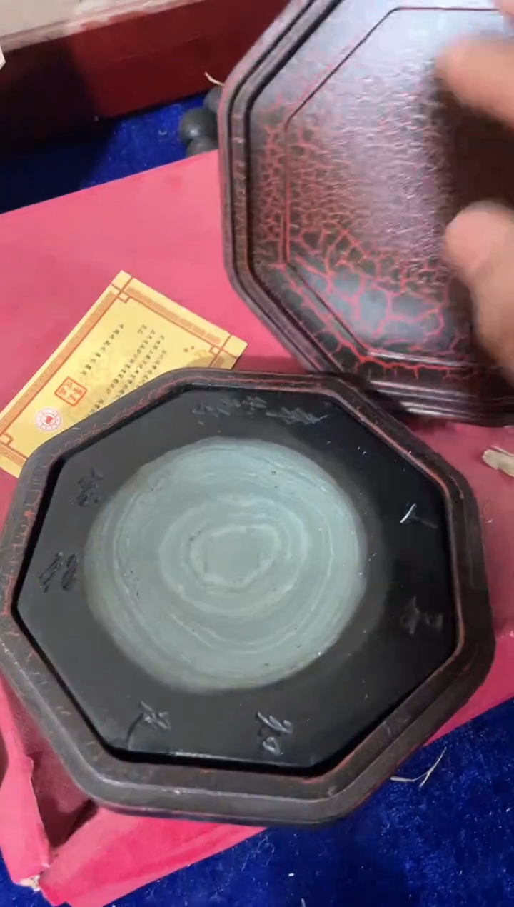 【闪购商品】香榧木木雕-------------10