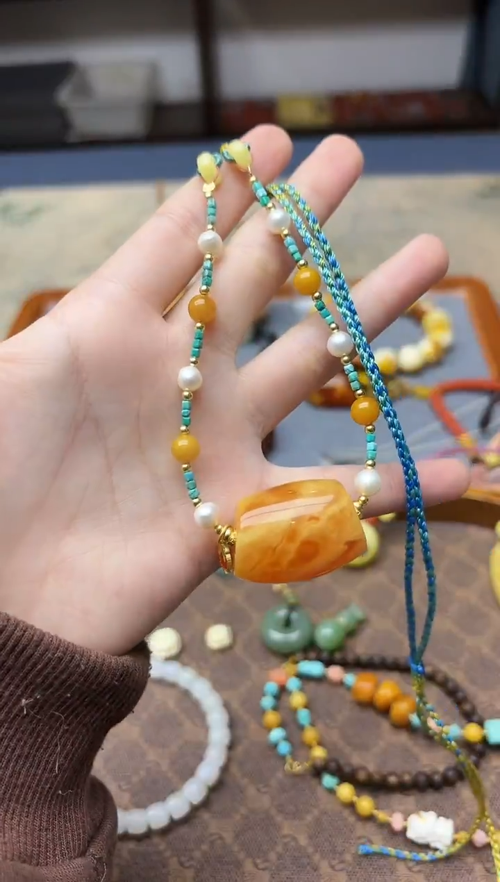 蜜蜡颈饰未镶嵌蜜蜡吊坠DY