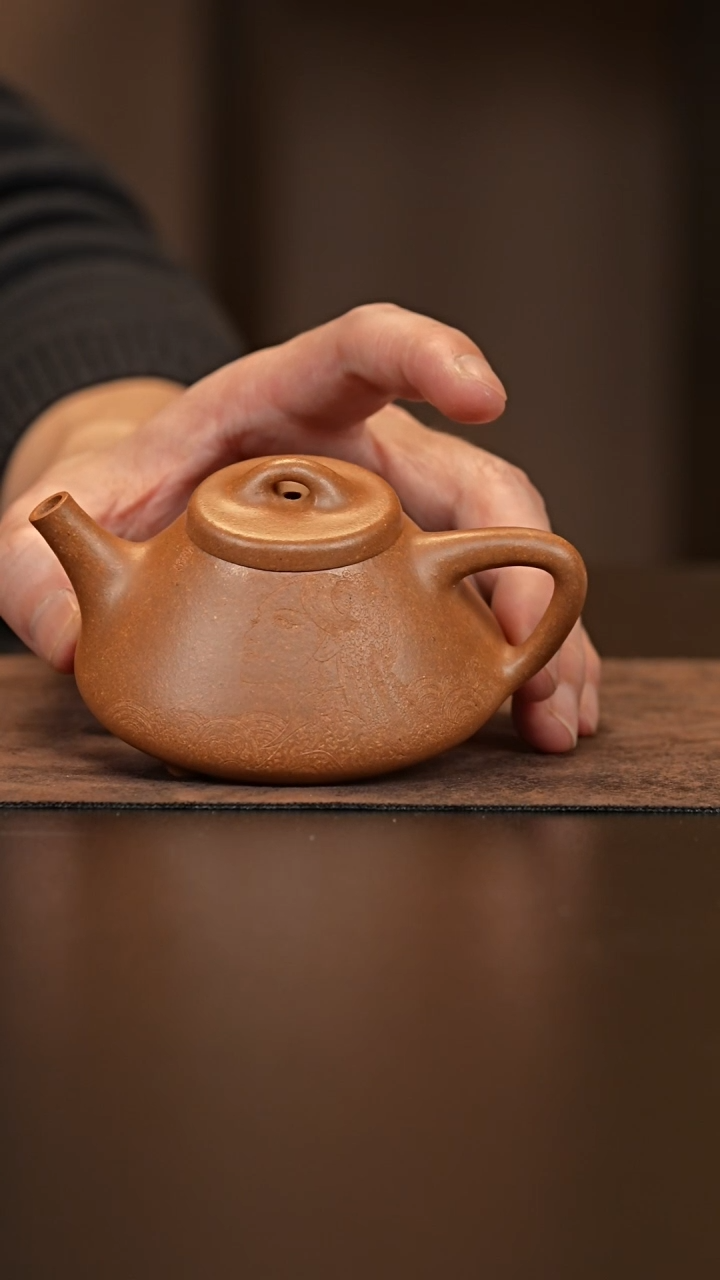 【闪购商品】紫砂茶壶美女瓢           