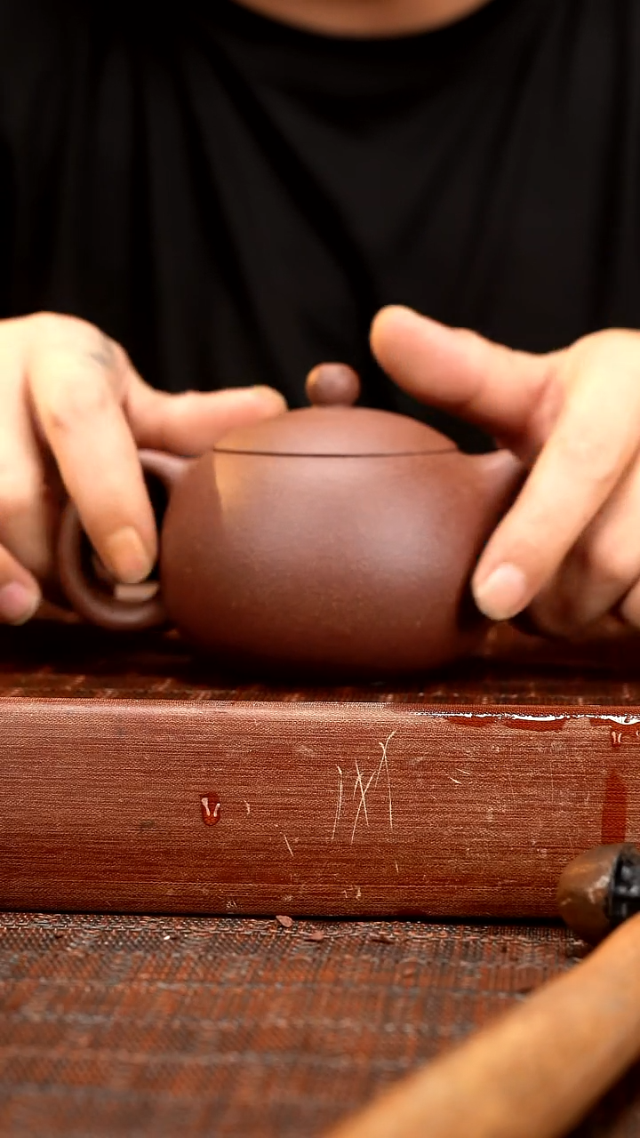 茶壶紫砂LD 底槽清西施  230CC