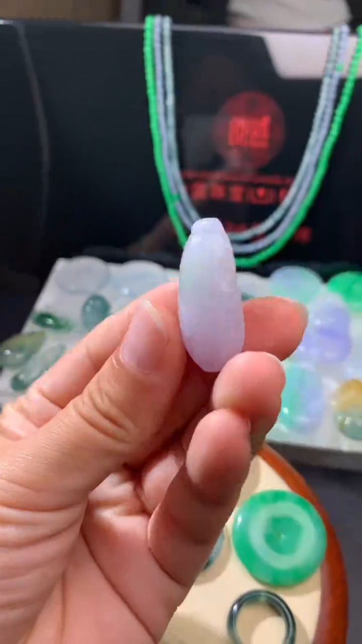 未镶嵌定制翡翠   