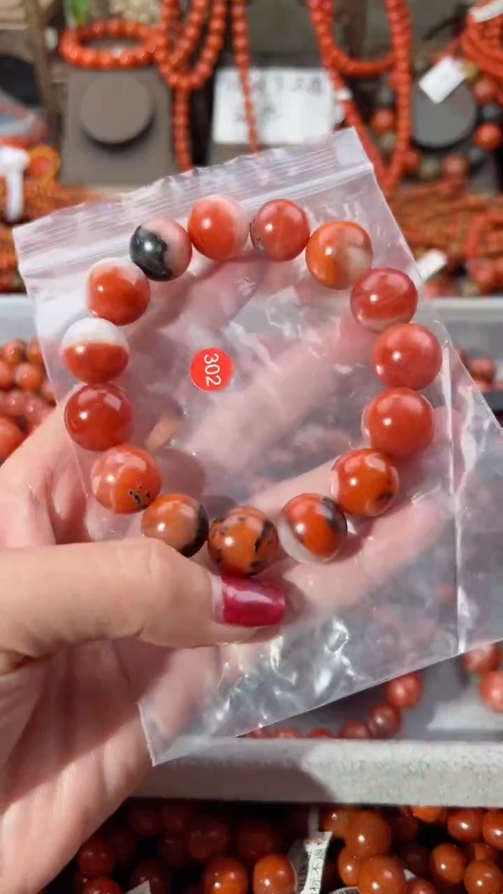 【闪购商品】南红玛瑙手串未镶嵌14+