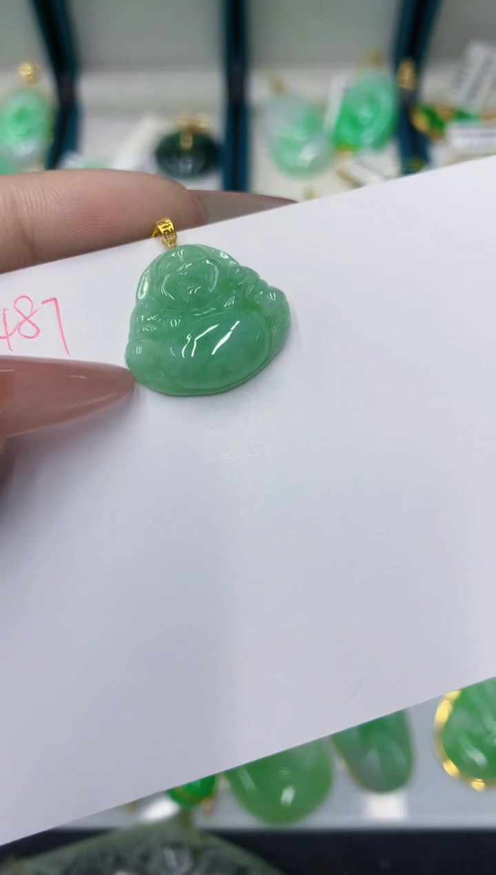 颈饰18K金镶嵌翡翠111111