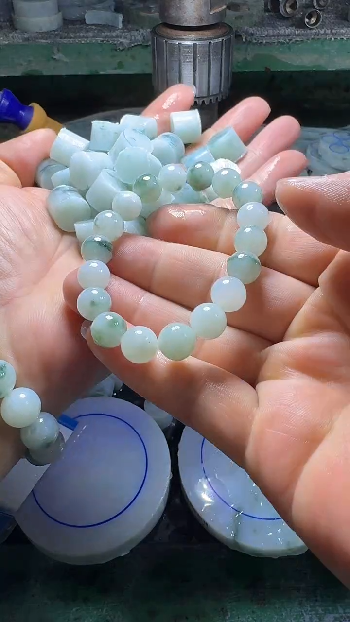 未镶嵌手链翡翠飘花手链卡10多样性发一件