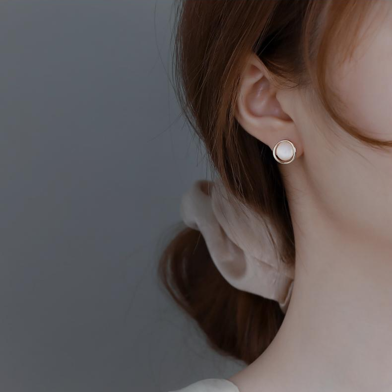 合金耳饰 轻奢小众几何高级感温柔猫眼石百搭简约耳钉