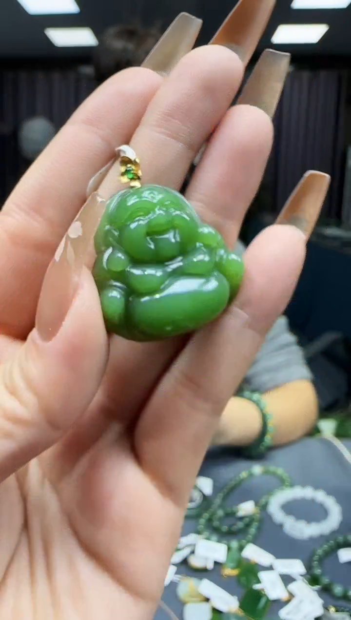 【闪购商品】和田玉挂件18K金镶嵌1