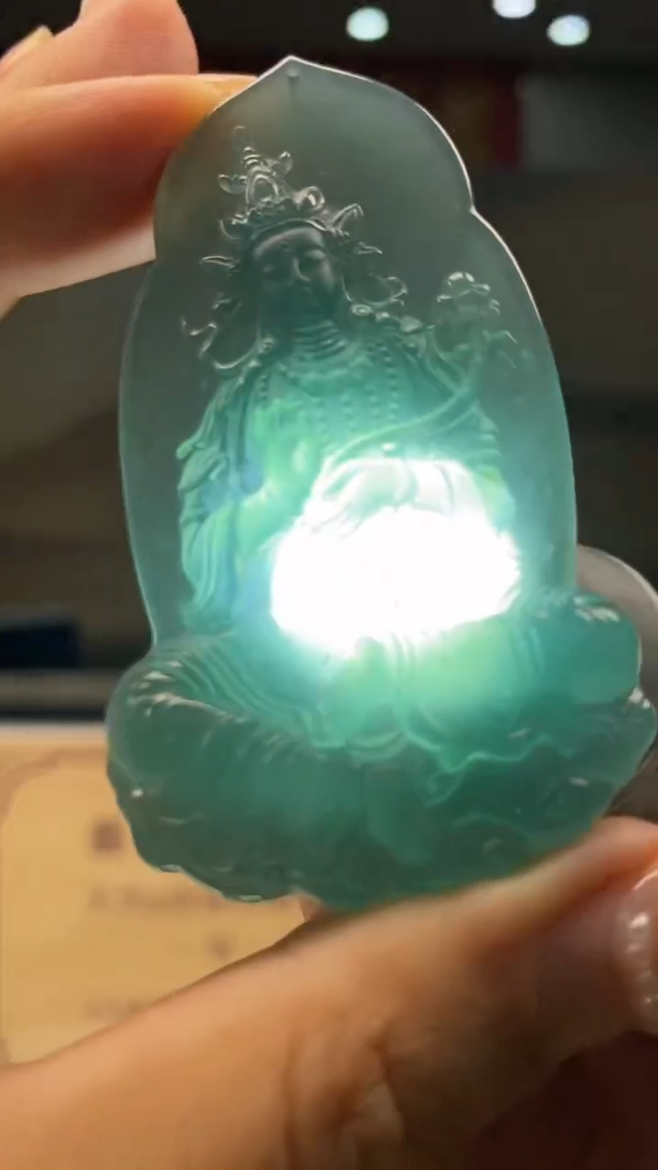 翡翠未镶嵌颈饰********3