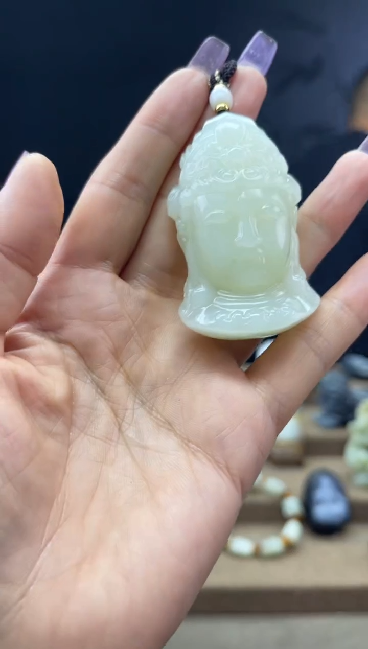 颈饰未镶嵌和田玉1