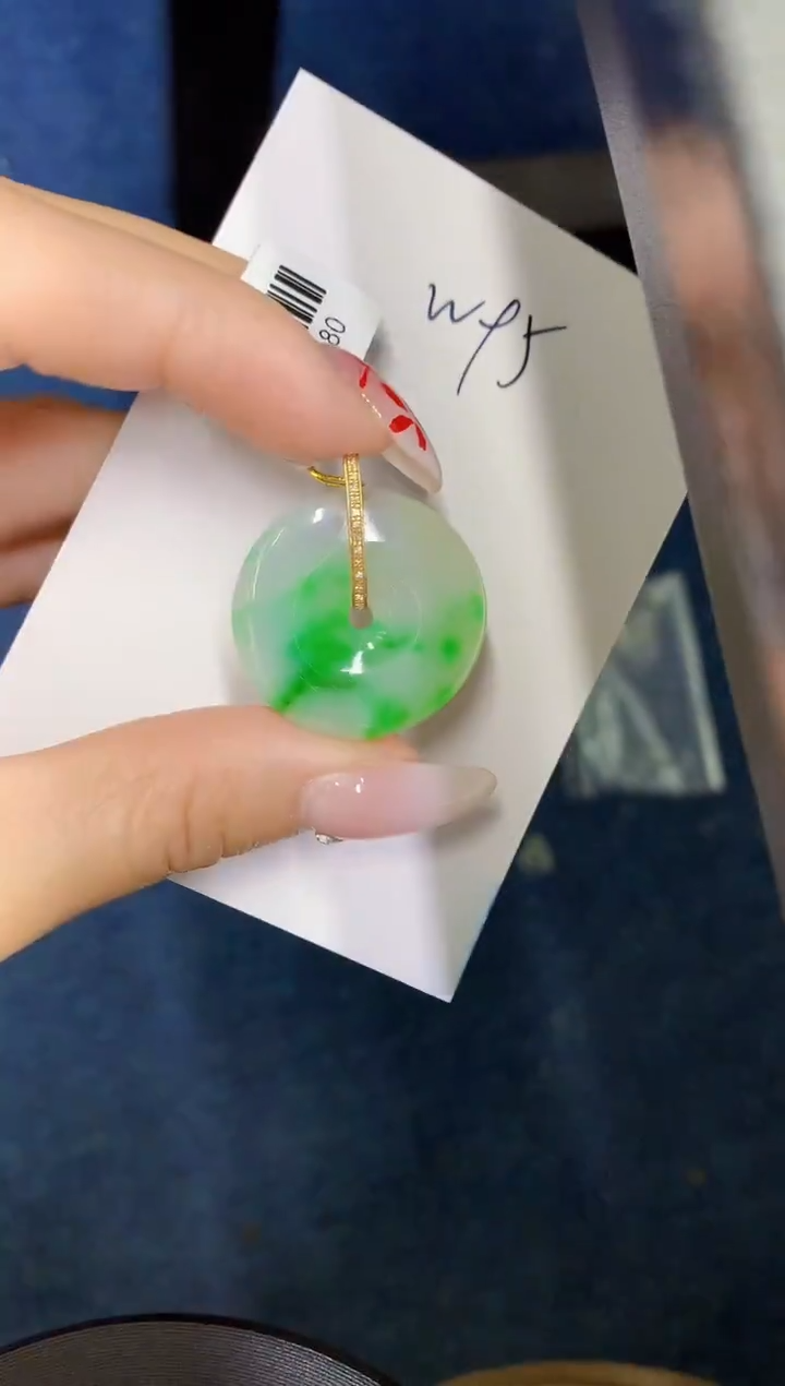 【闪购商品】翡翠颈饰18K金镶嵌0000000000