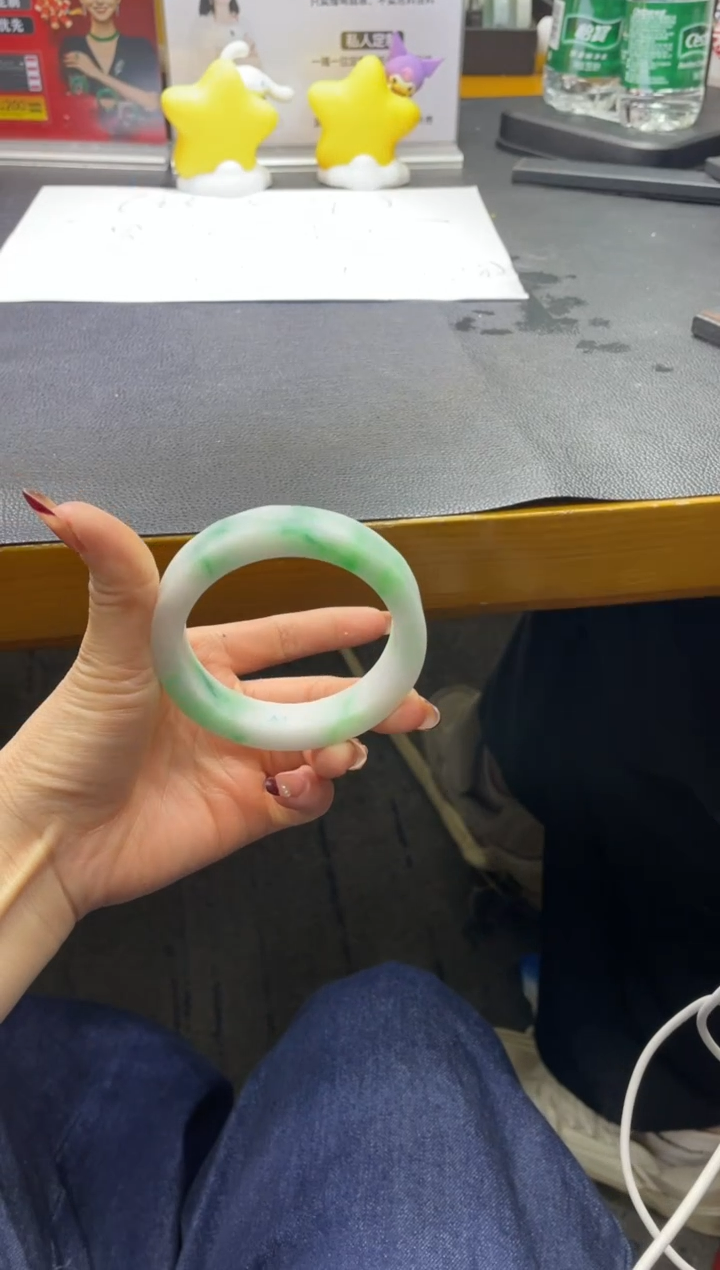 【闪购商品】定制翡翠手镯未镶嵌手镯DDS/发一件