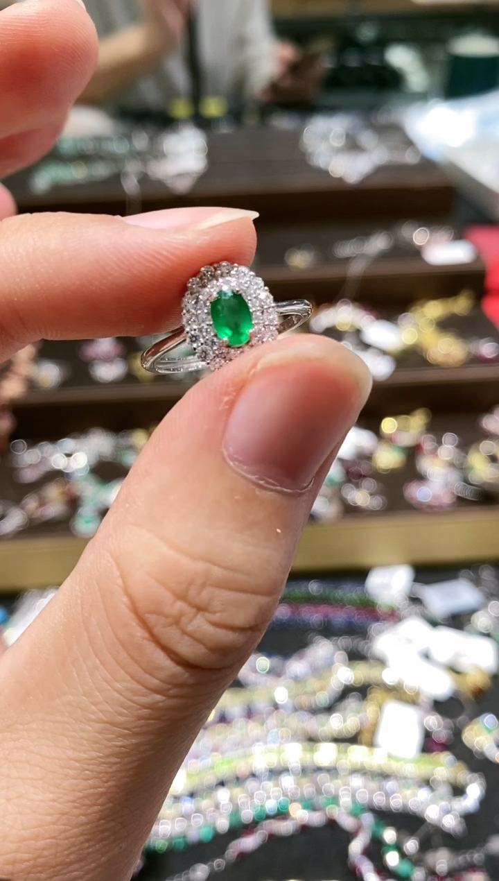 【闪购商品】祖母绿戒指银S925镶嵌戒指