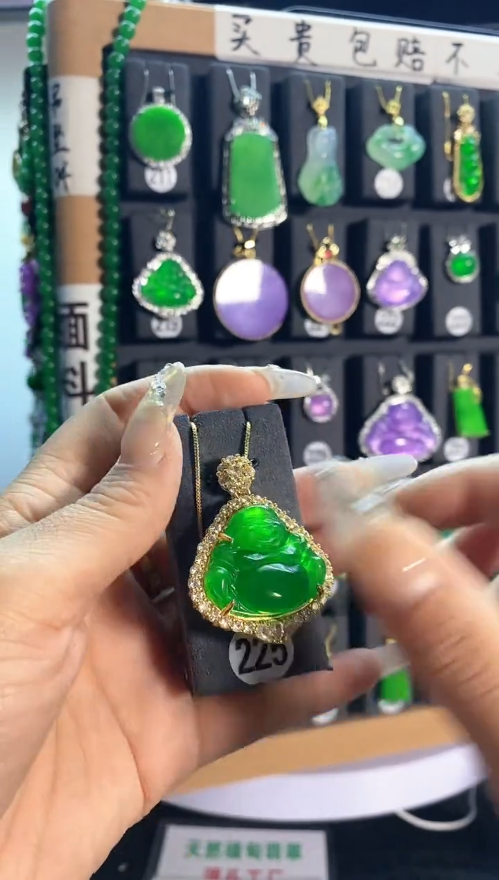 【闪购商品】翡翠耳饰银S925镶嵌225...