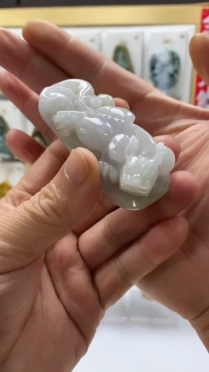 颈饰未镶嵌翡翠风**淡翡翠A货2025/12/14