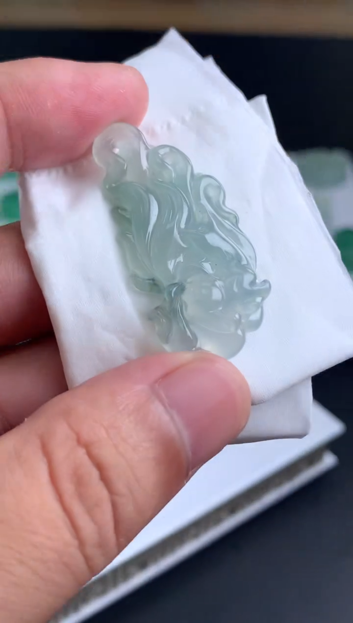 【闪购商品】定制翡翠未镶嵌翡翠