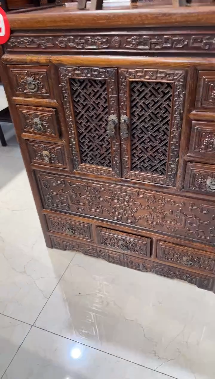 【闪购商品】木木艺缅花满雕柜子5800.88