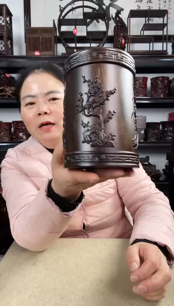 木老李红木工艺品梅兰竹菊笔筒