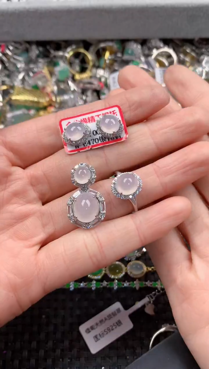 银S925镶嵌戒指翡翠777      8